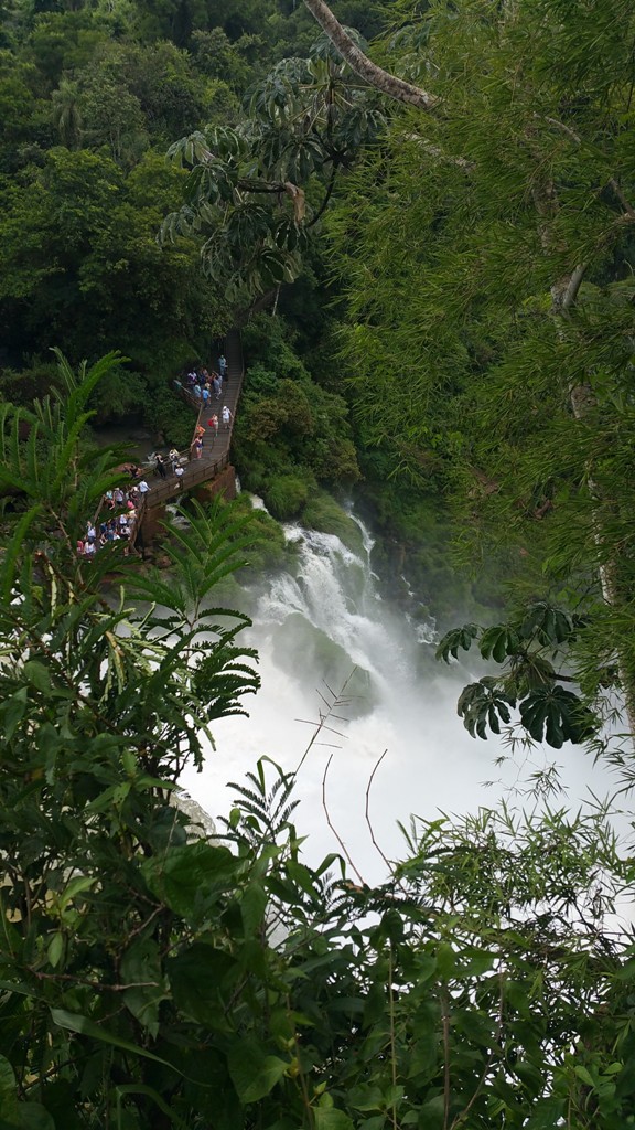 iguazu-falls-16