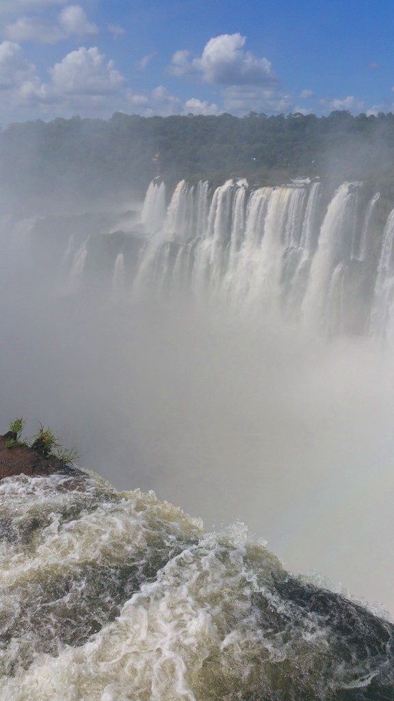 iguazu-falls-19